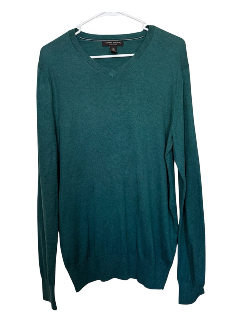 Banana Republic Men’s Silk Blend V-Neck Sweater Size M Green Lightweight